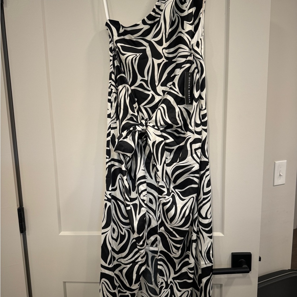 Donna Morgan Black and White One-Shoulder Dress
